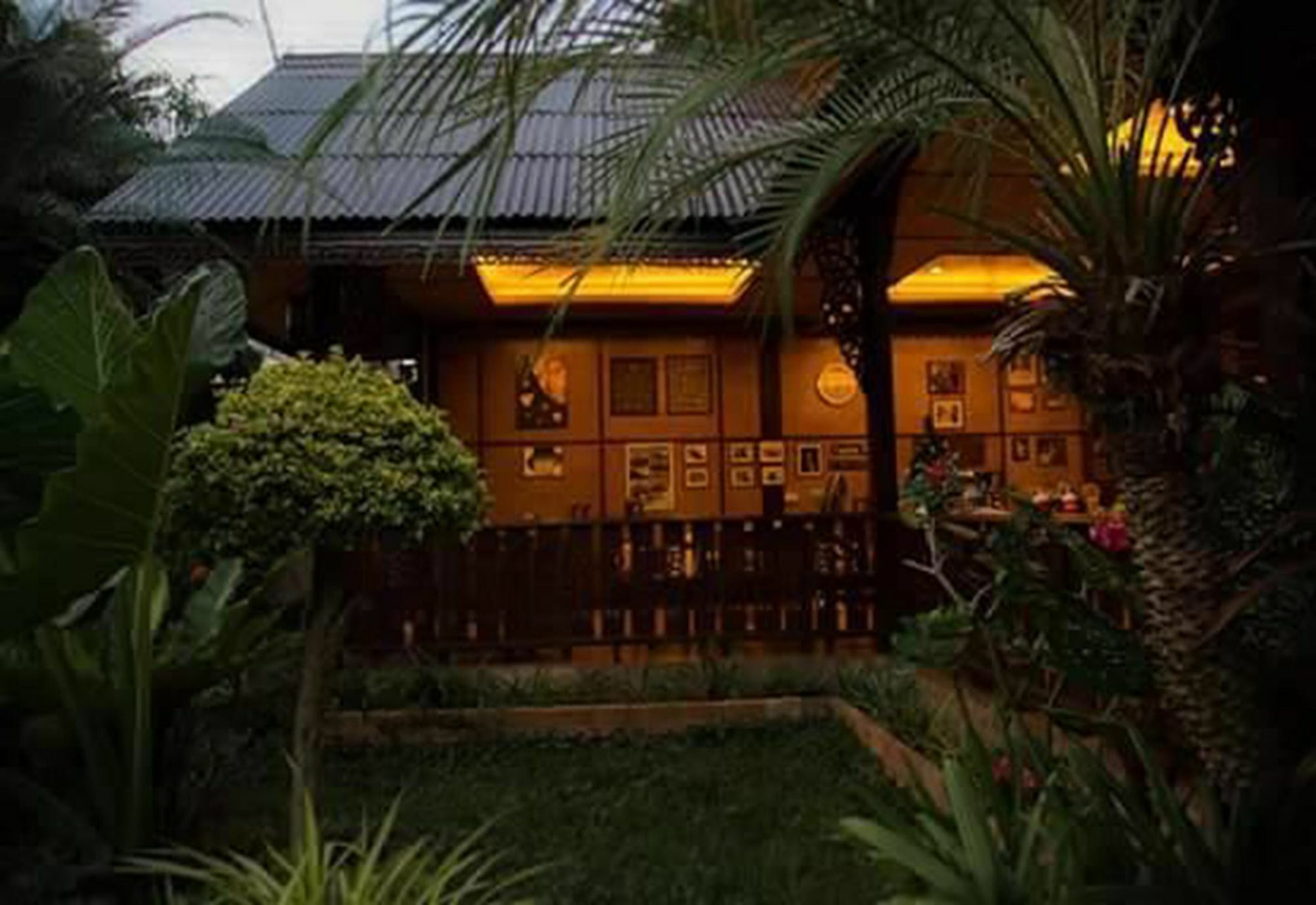 Little Home Guest House Chiang Mai Eksteriør billede