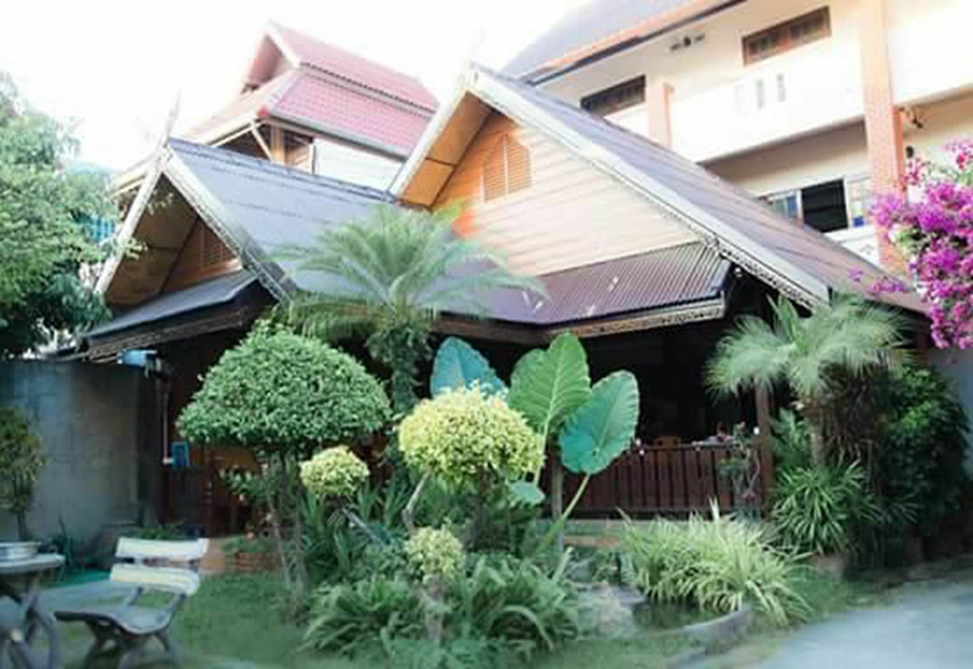 Little Home Guest House Chiang Mai Eksteriør billede